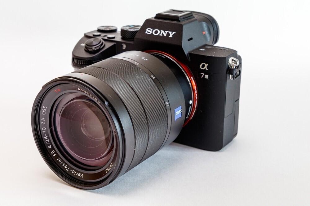 mirrorless camera